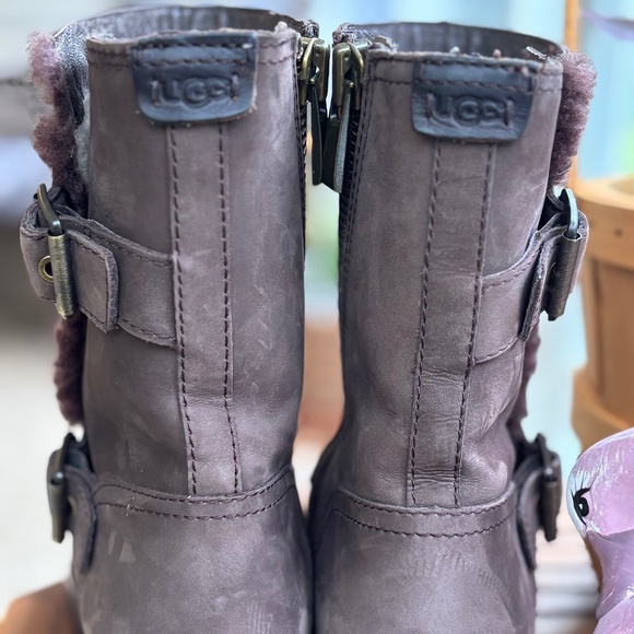 UGG Niels brown leather boots size 8 - Picture 1 of 9